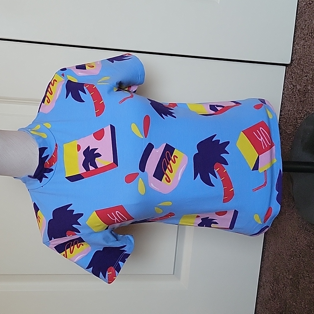 Nooworks snacks mock neck tee